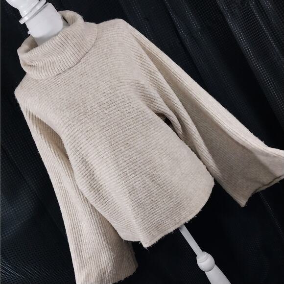 WORTHINGTON! OATMEAL & CREAM HORIZONTAL KNIT BELL SLEEVE SWEATER! SZ L - Picture 10 of 10